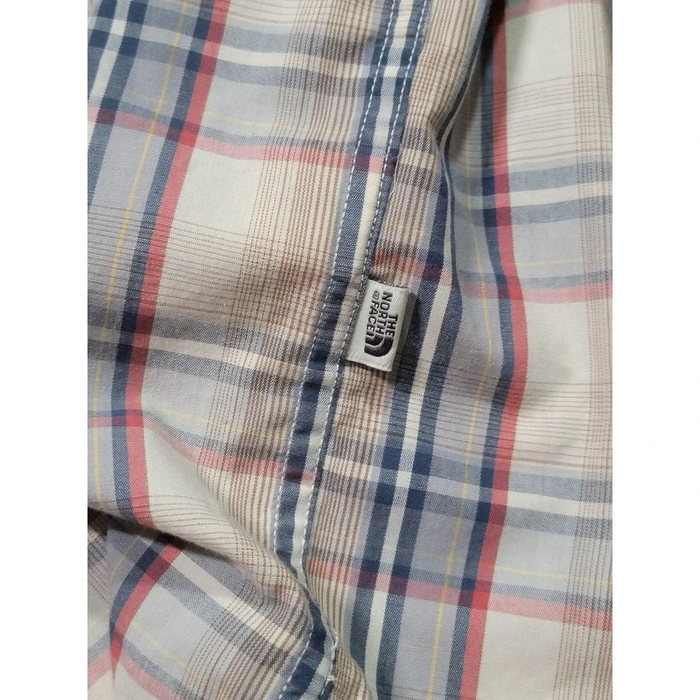 The North Face Mens Large Plaid Short Sleeve Button Down Shirt Blue Red Tan‎